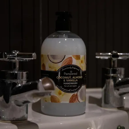 Guestready - Centre Apartment, Sleep 4 Лідс